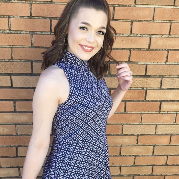 Gloss Dress - Picture 3 of 4